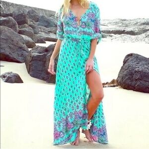 The Dragonfly Central Beach Maxi Dress large